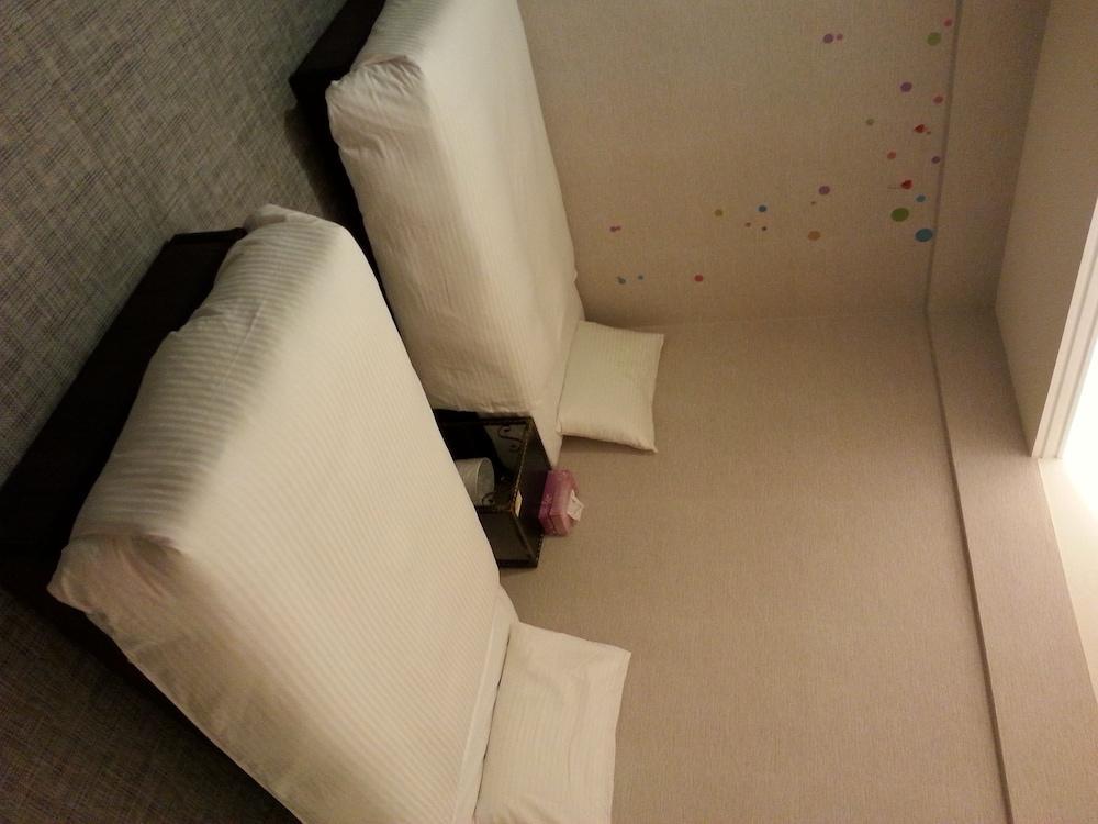 Holiday Fun Hostel Taipeh Exterior foto